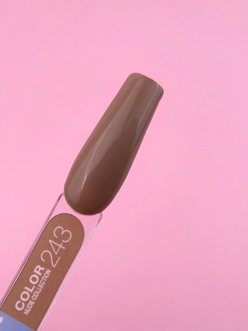 Lunamoon Color #243 (13ml) - Prémium Gél Lakk Professzionális Használatra