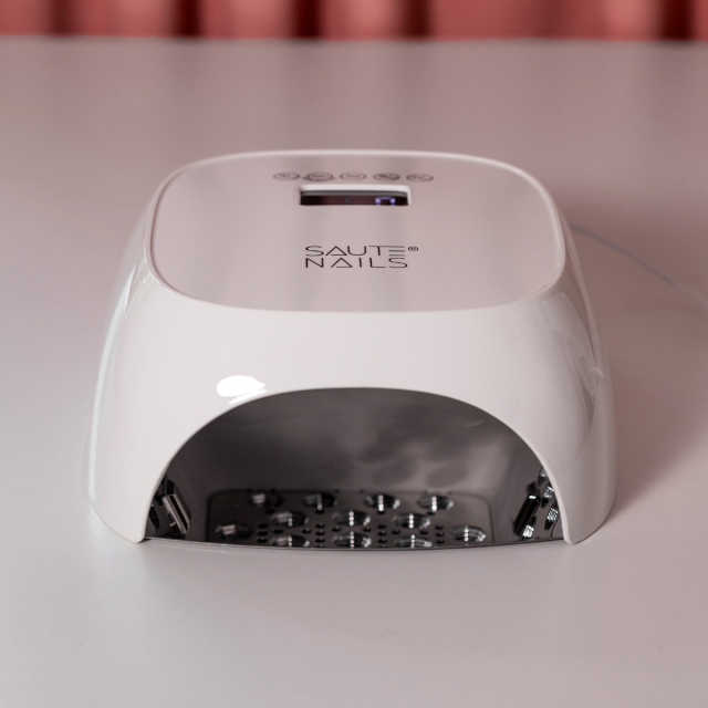 Saute Nails UV/LED Lámpa 72W